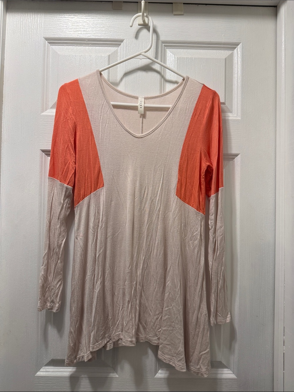 Luxe Two-Tone Long Sleeve V-Neck Top in Beige and Coral